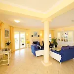 Villa Bombilla By Interhome *