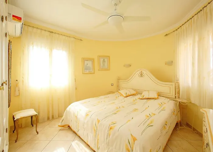 Bombilla By Interhome Moraira